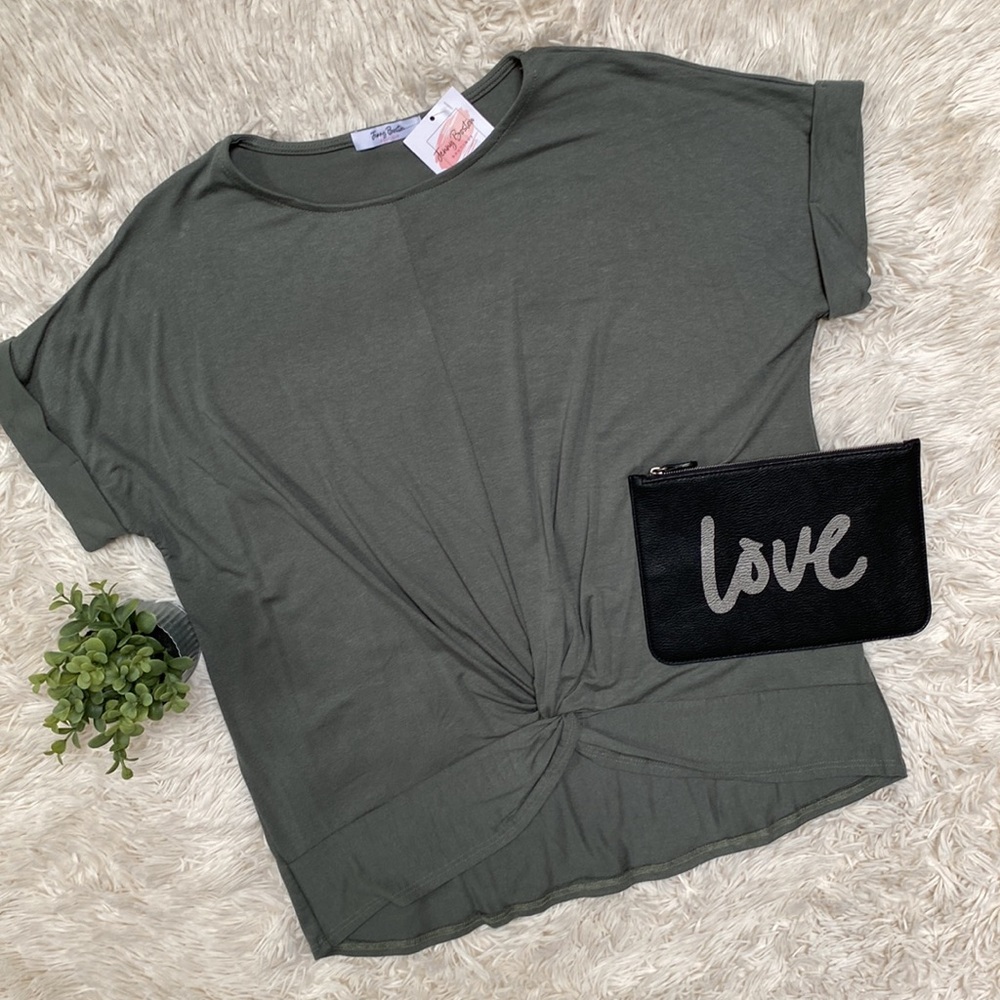 Jenny Boston Twist Hem Dolman Top 💗 Olive